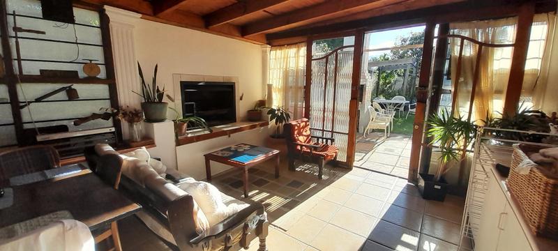 3 Bedroom Property for Sale in Bergvliet Western Cape